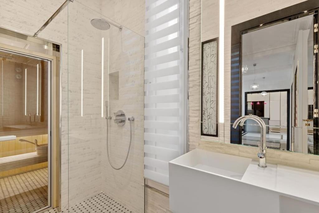 Appartement Magnifique A Arc De Triomphe 264 M2 *