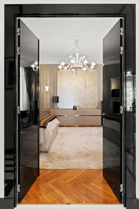 Magnifique A Arc De Triomphe 264 M2 Parijs