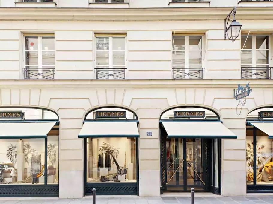 Appartement Magnifique A Arc De Triomphe 264 M2 Parijs